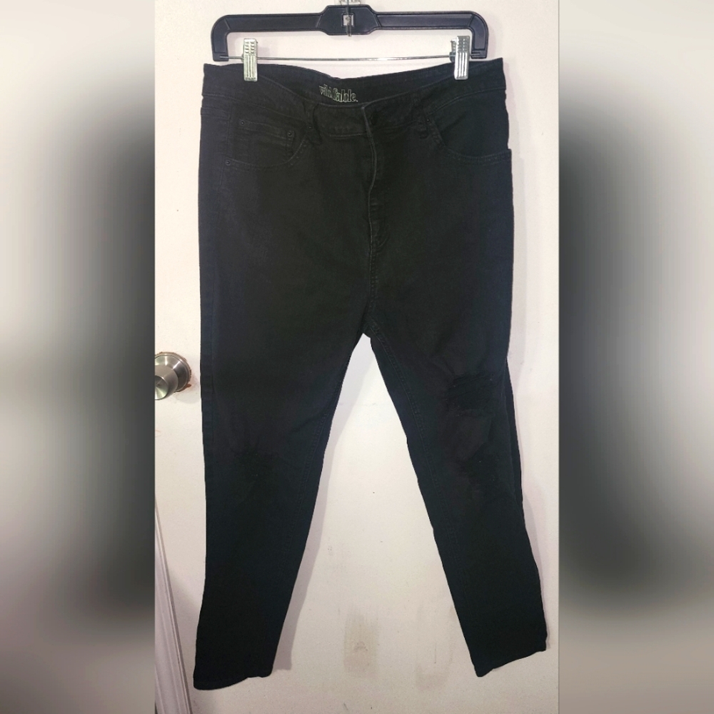 Wild Fable black distressed jeans
